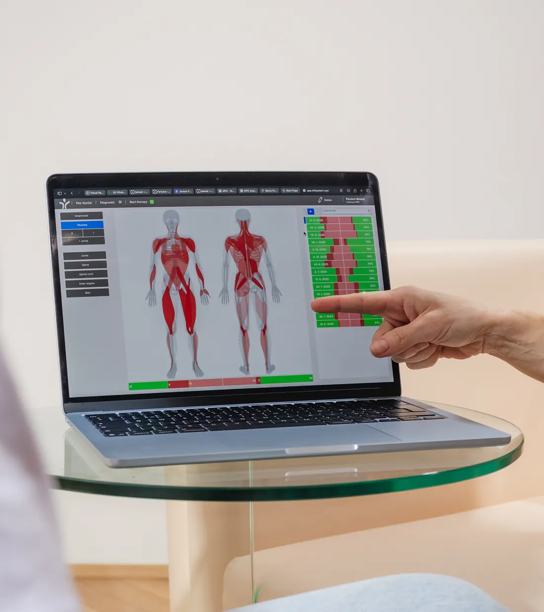 Notebook s vizuální mapou pohybového systému v MFK Systemu